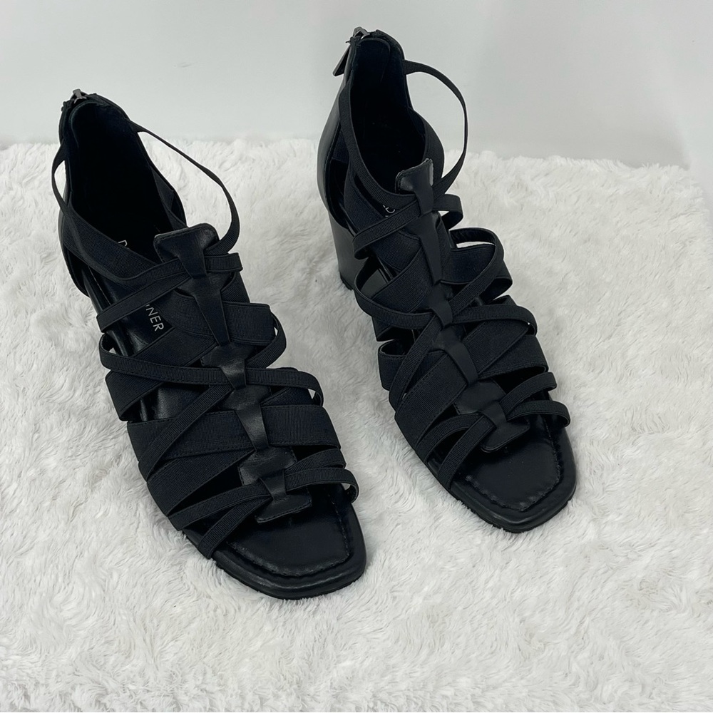 DONALD PLINER Elegant Black Strappy Women's Shoes WEDGE SIZE 6.5 M